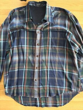 Johnnie Walker Navy, Green & Red Plaid Long-Sleeve Button-Down Shirt